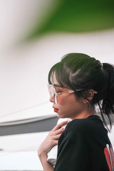  Mắt kiếng 