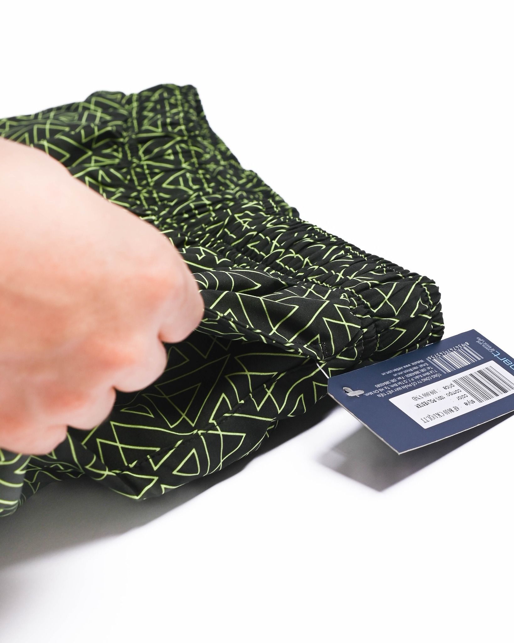  Quần đùi Việt Tiến 