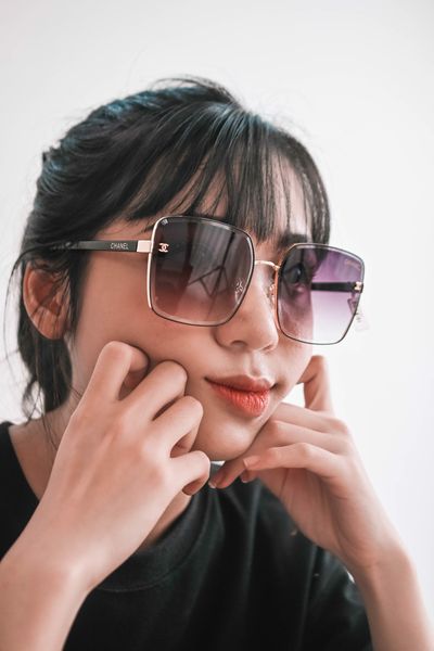  Mắt kiếng 