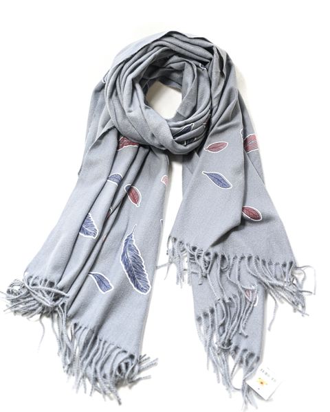  Khăn choàng dạ hình lá 