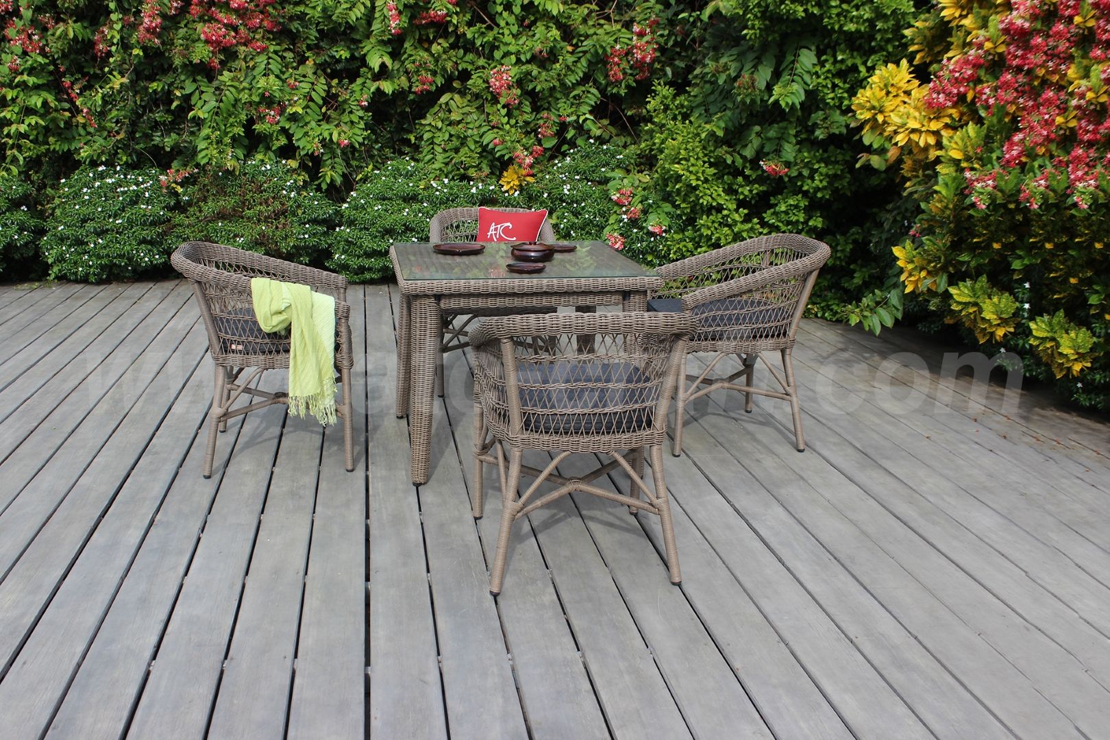 Bộ Bàn Ghế Ăn Ngoài Trời Nhỏ Gọn RADS-176-253