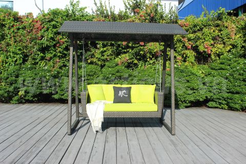 Xích Đu Mây Nhựa Với Mái Hiên Độc Đáo RAHM-022