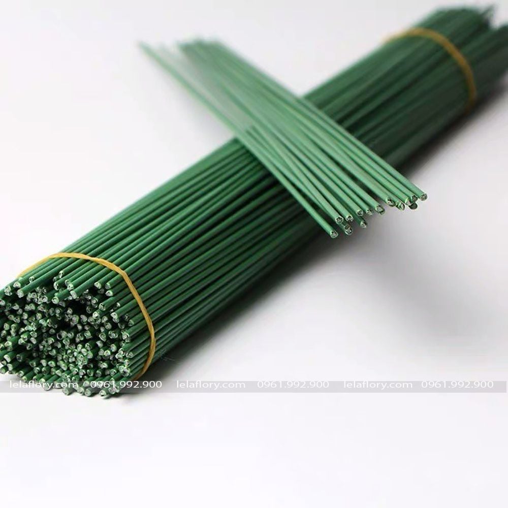 Bó 100 que kẽm cành xanh 40cm