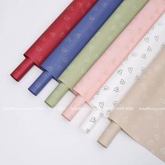 Giấy gói hoa trái tim rỗng phong cách Hàn quốc (1 xấp 20 tờ) - GIA0068