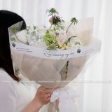 Giấy trong suốt viền chữ gói hoa tươi, hoa sáp (tập 20 tờ) - GIA0119