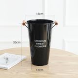 Xô sắt quai gỗ dùng để hoa tươi trưng bày - PKK0117