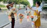 Túi tam giác trong suốt dùng đựng bó hoa - THH0145