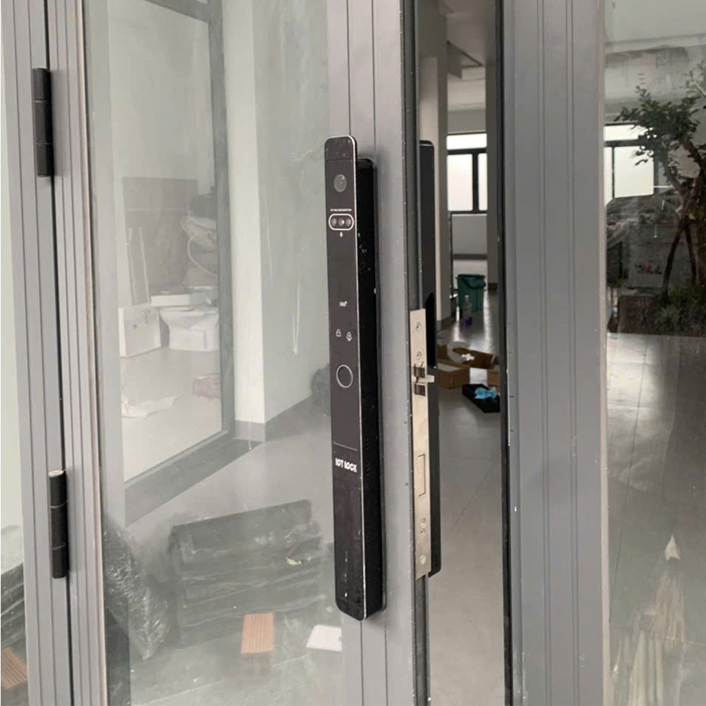 Khóa nhận diện khuôn mặt IOT LOCK VIP2A
