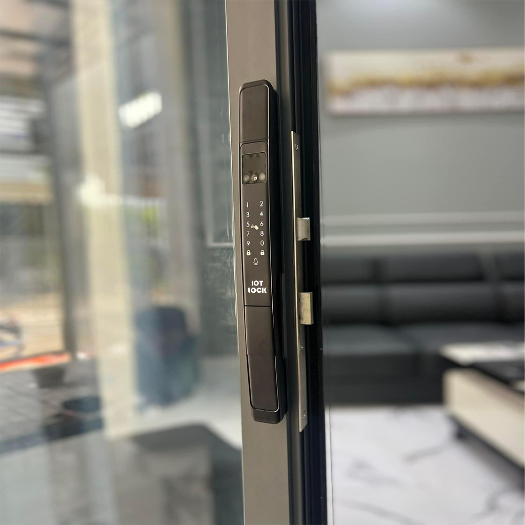 Khóa nhận diện khuôn mặt IOT LOCK VIP3A