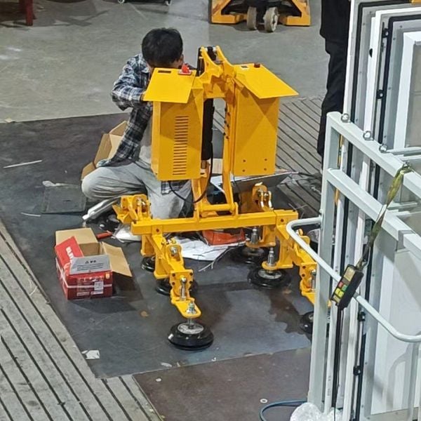 Máy nâng kính dạng cong có thể điều chỉnh độ cong