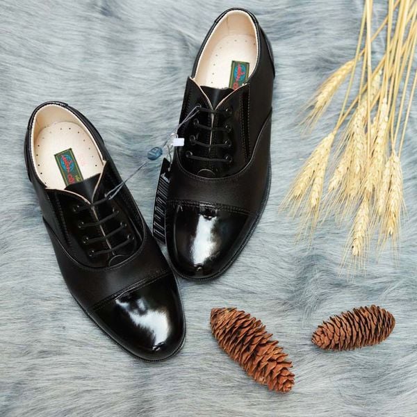 giày da dành cho bảo vệ 28c công ty 32