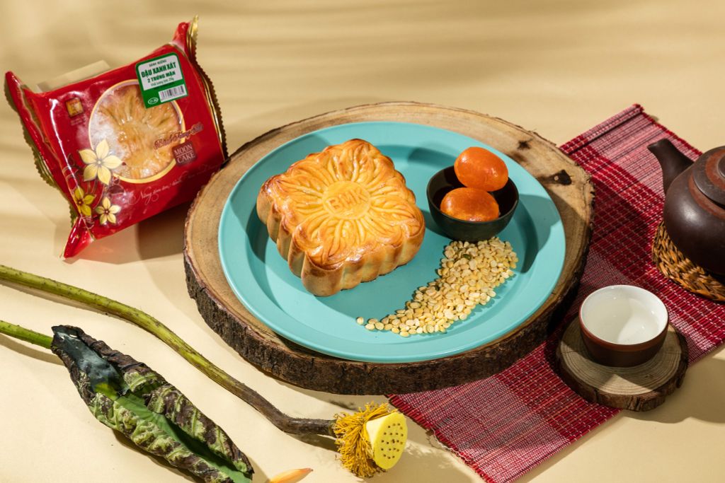 Nướng Đậu xanh xát 2 Trứng mặn truyền thống 210g