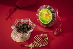 Mứt mơ gừng hộp nhựa tròn 180g