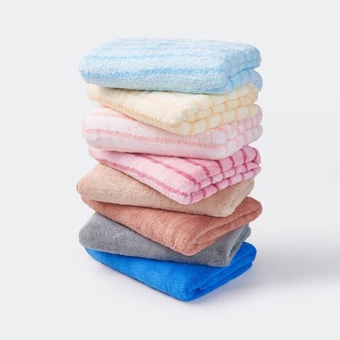 Khăn tắm UNISEX 50x100cm Salina SBT013