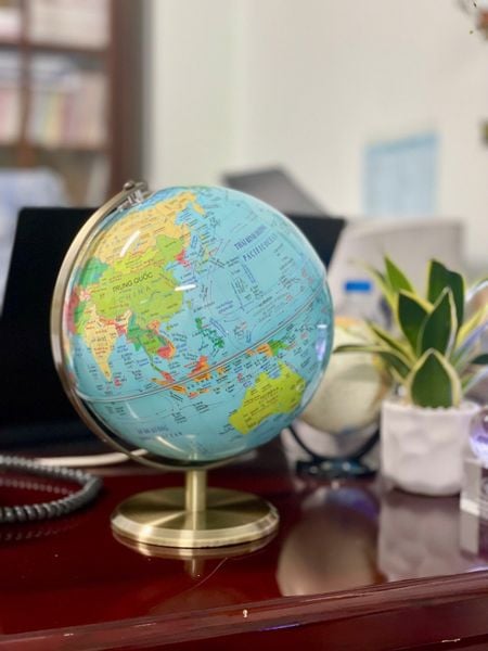  Quả địa cầu phi 20cm hành chính tự nhiên song ngữ 