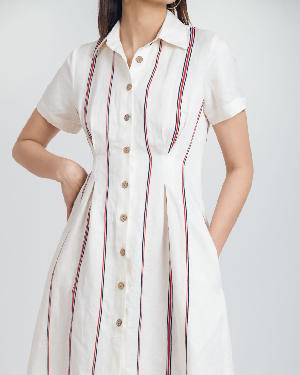 Đầm Linen Trắng