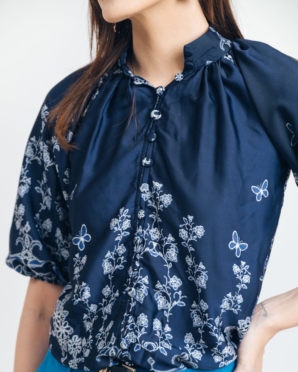 Áo Lụa Xanh Phối Nút