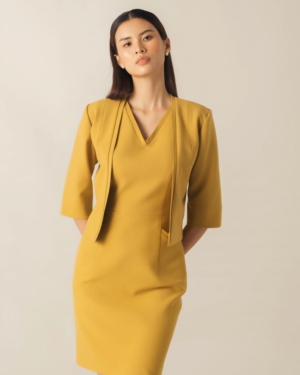 Áo Khoác Ruby Vàng Đậm Key Colour Trends