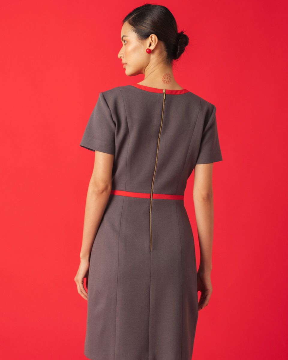 Đầm Ruby Xám Đỏ Key Colour Trends