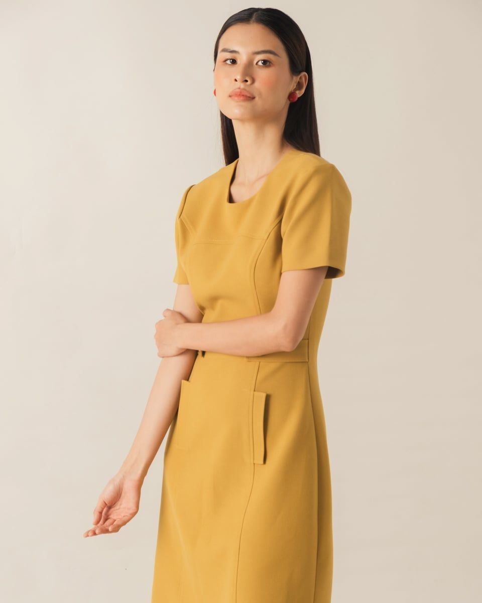 Đầm Ruby Vàng Đậm Key Colour Trends