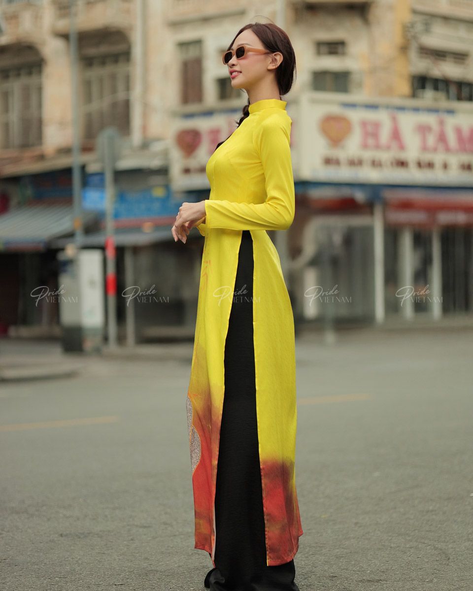 Áo Dài Lụa Vàng Song Sinh Gems Of Vietnam