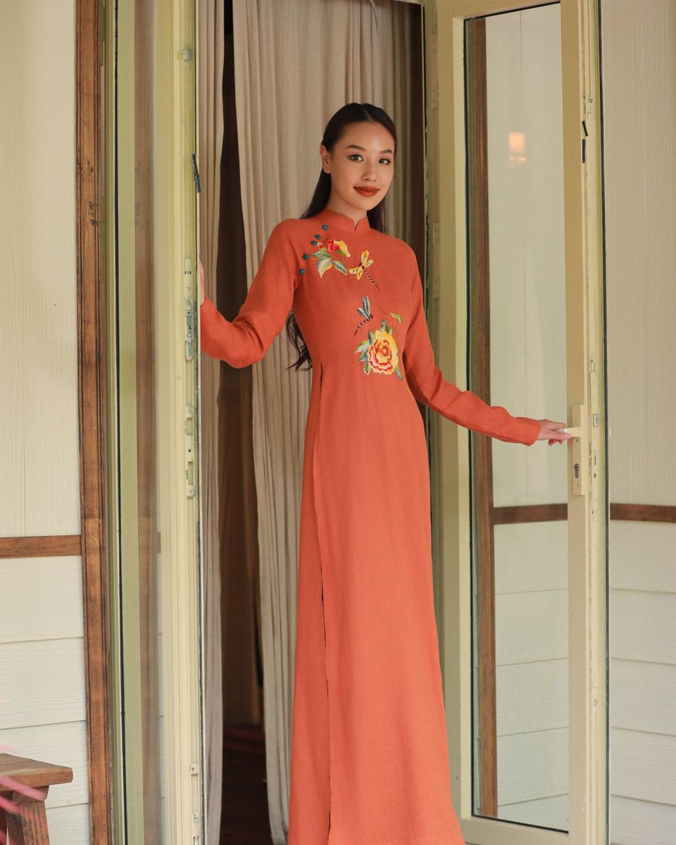 Áo Dài Linen Cam San Hô Into The Wood