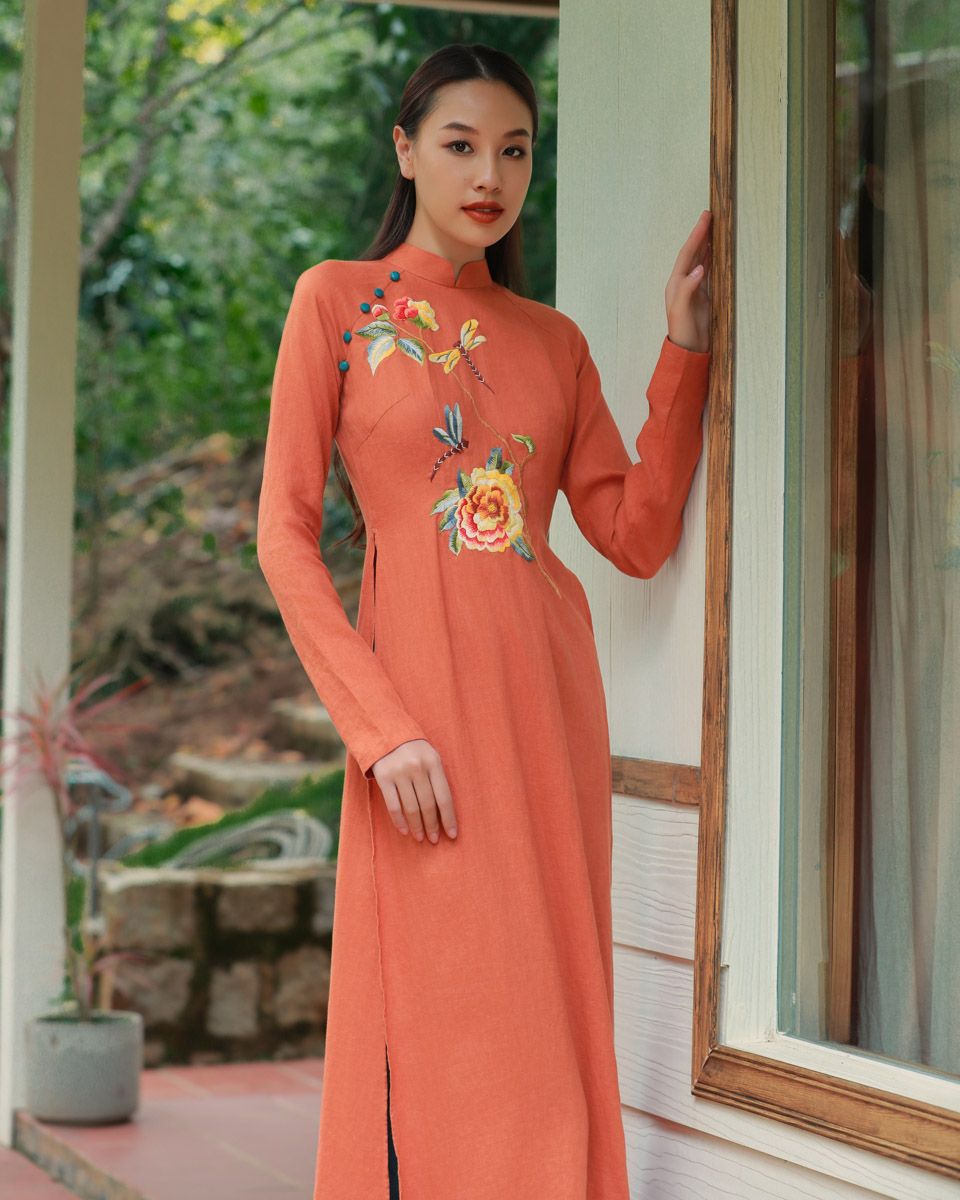 Áo Dài Linen Cam San Hô Into The Wood