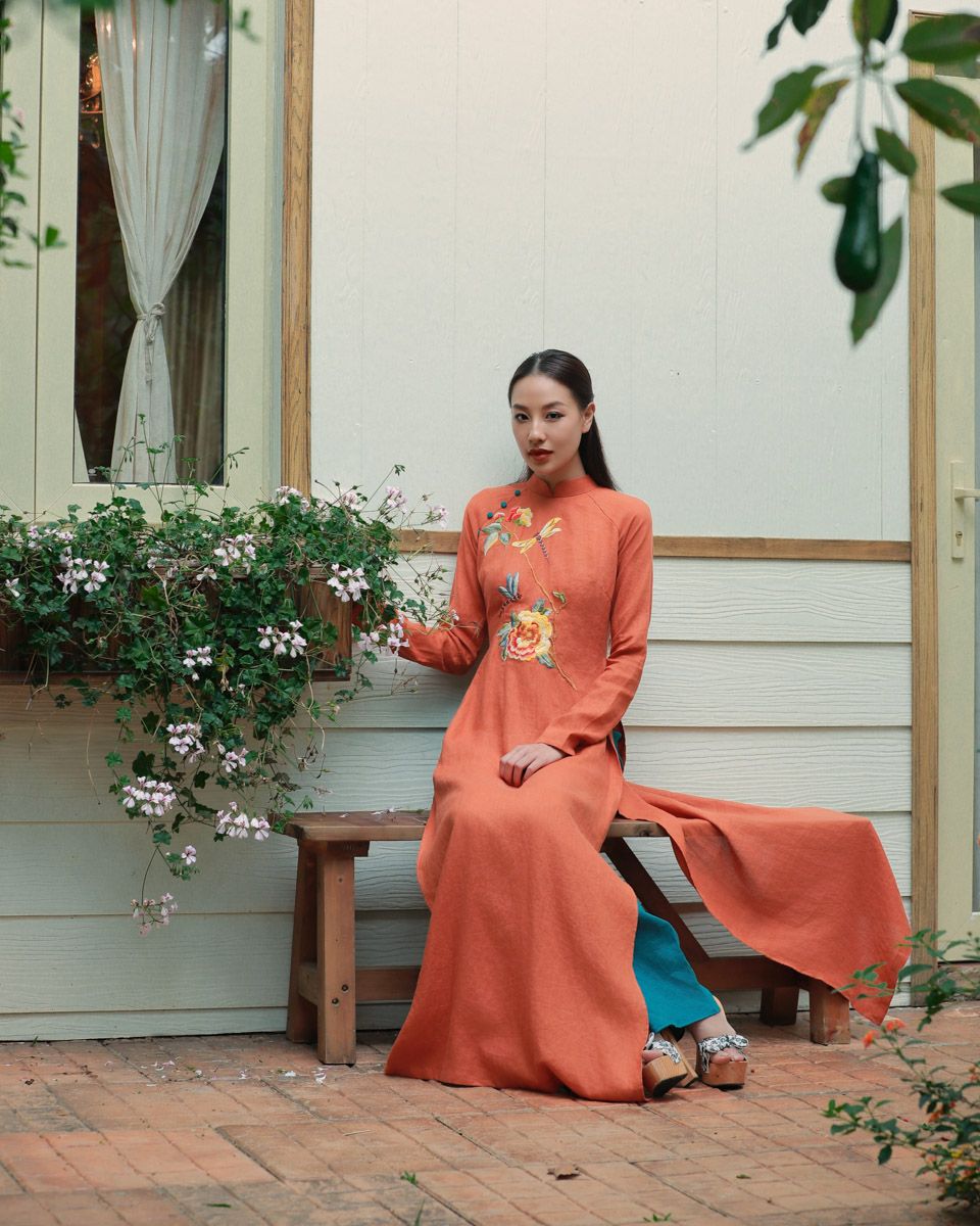 Áo Dài Linen Cam San Hô Into The Wood