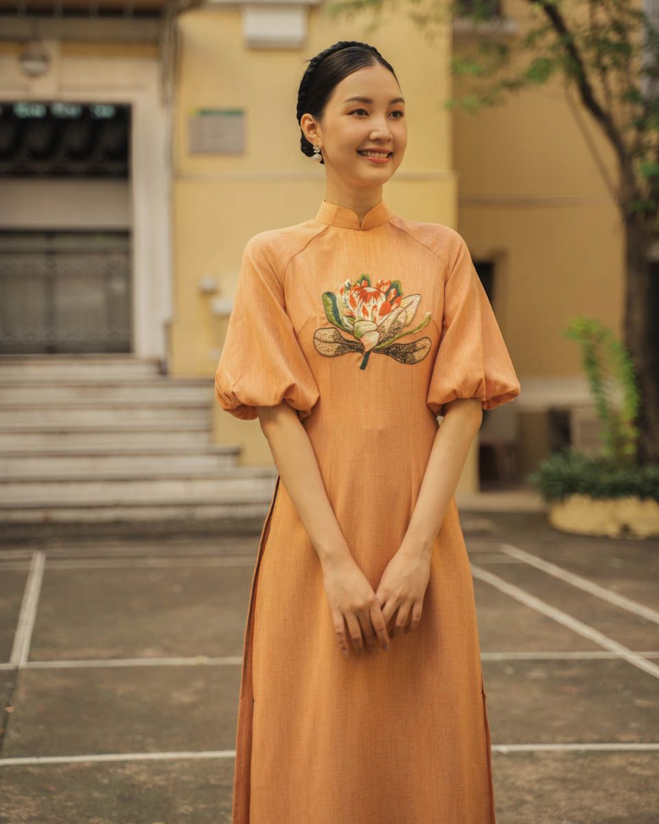 Áo Dài Nữ Linen Cam Pride Việt Nam