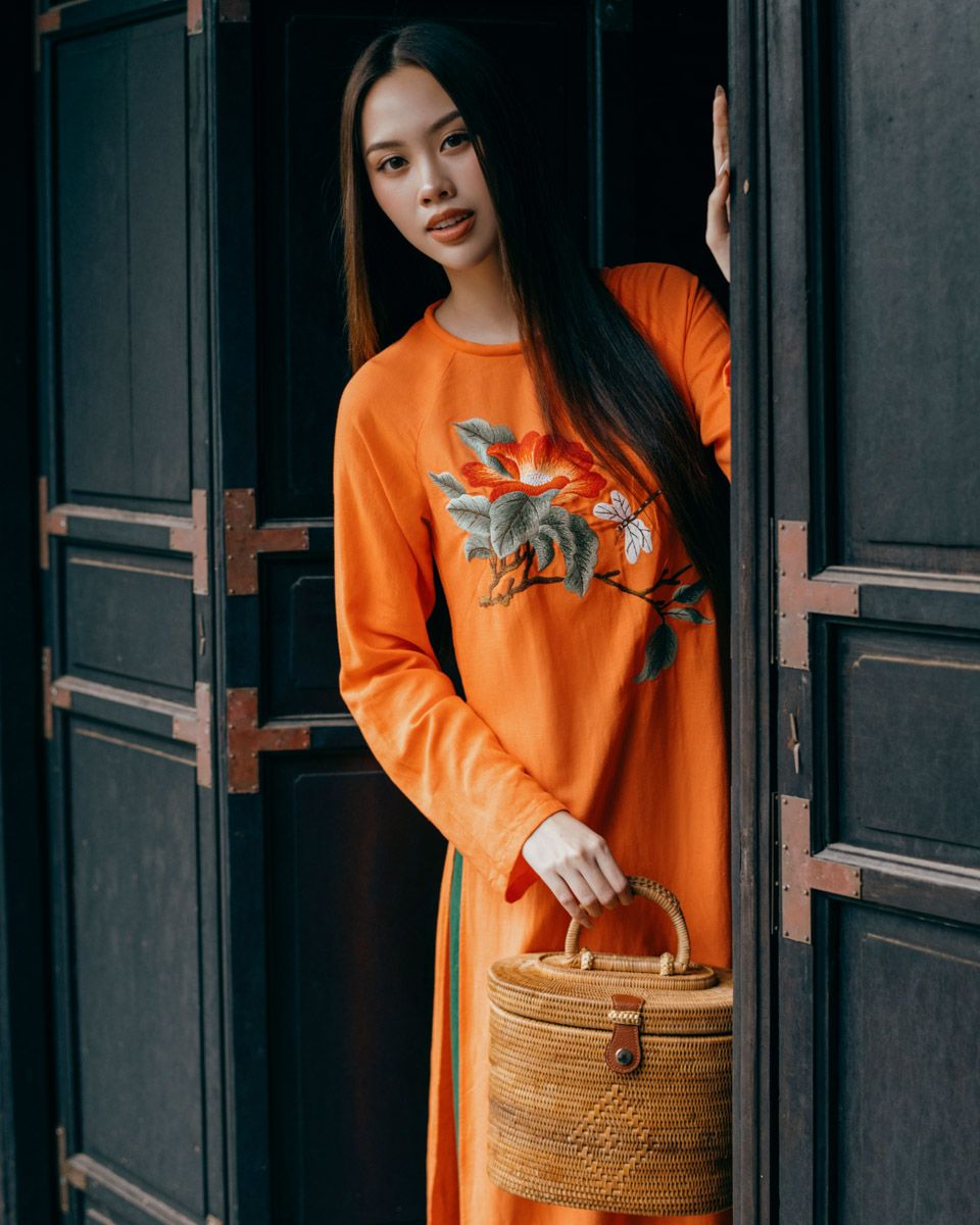 Áo Dài Nữ Linen Cam Pride Việt Nam