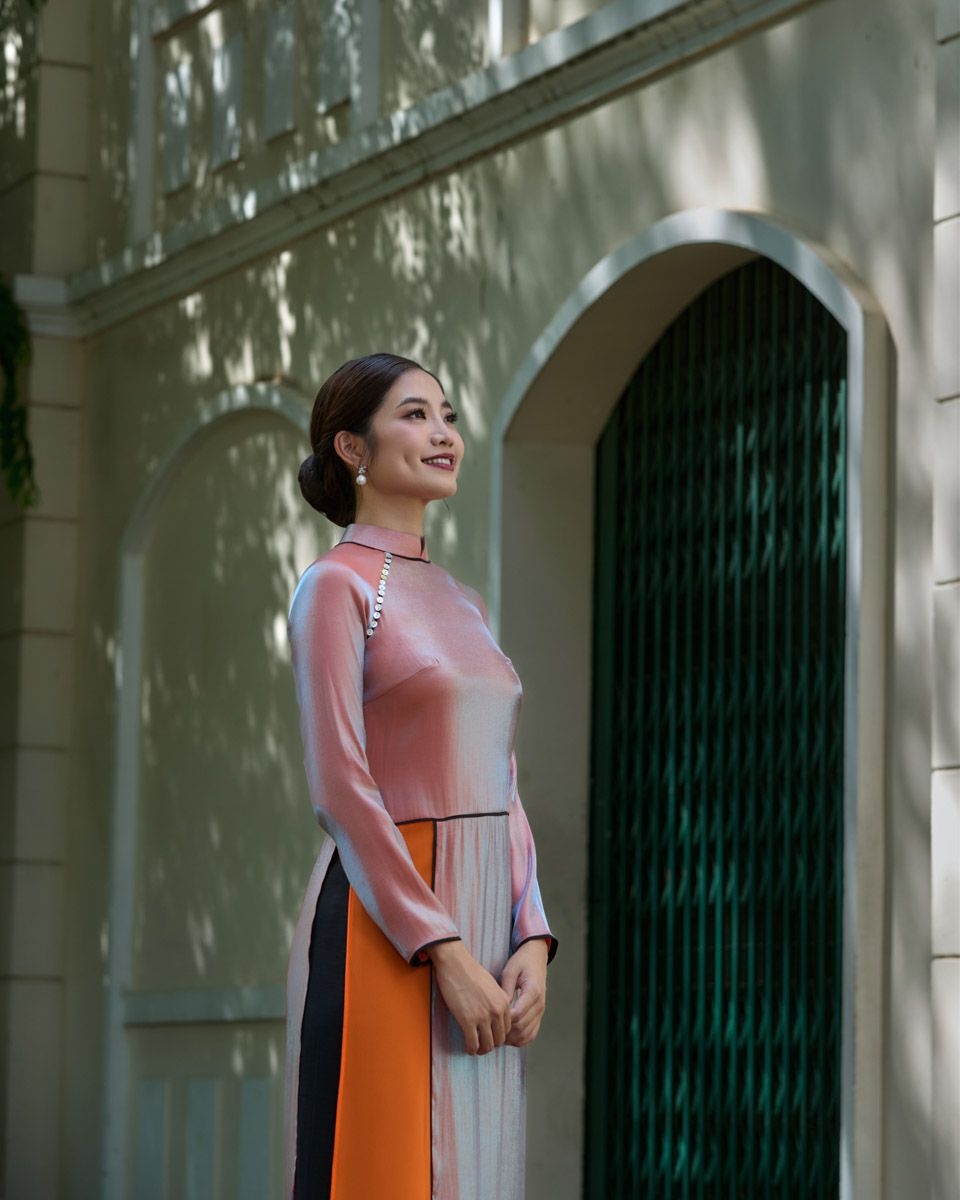 Áo Dài Nữ Lụa Tơ Organza Đỏ Cam Pride Việt Nam