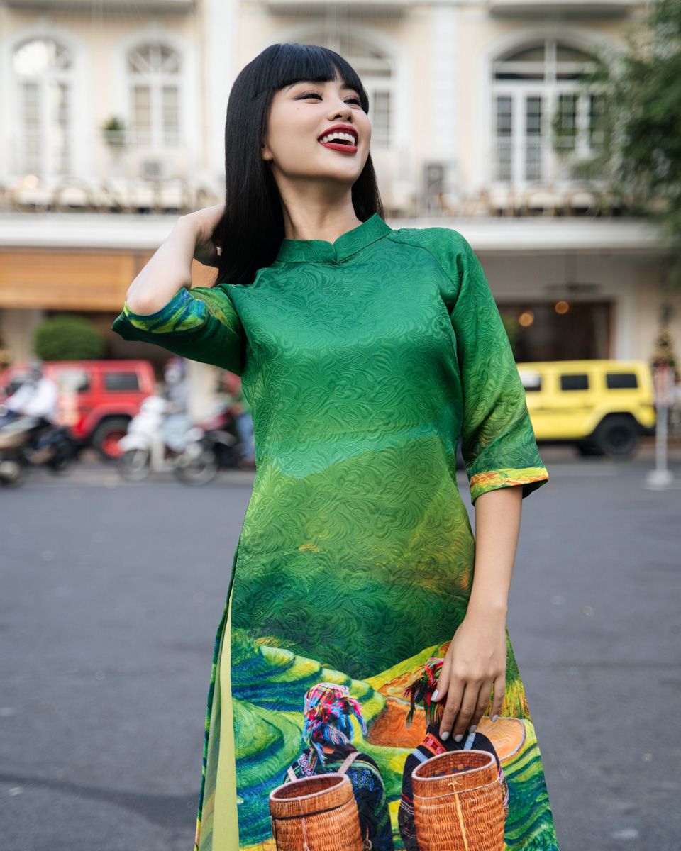Áo Dài Nữ Gấm Xanh Bậc Thang Pride Việt Nam