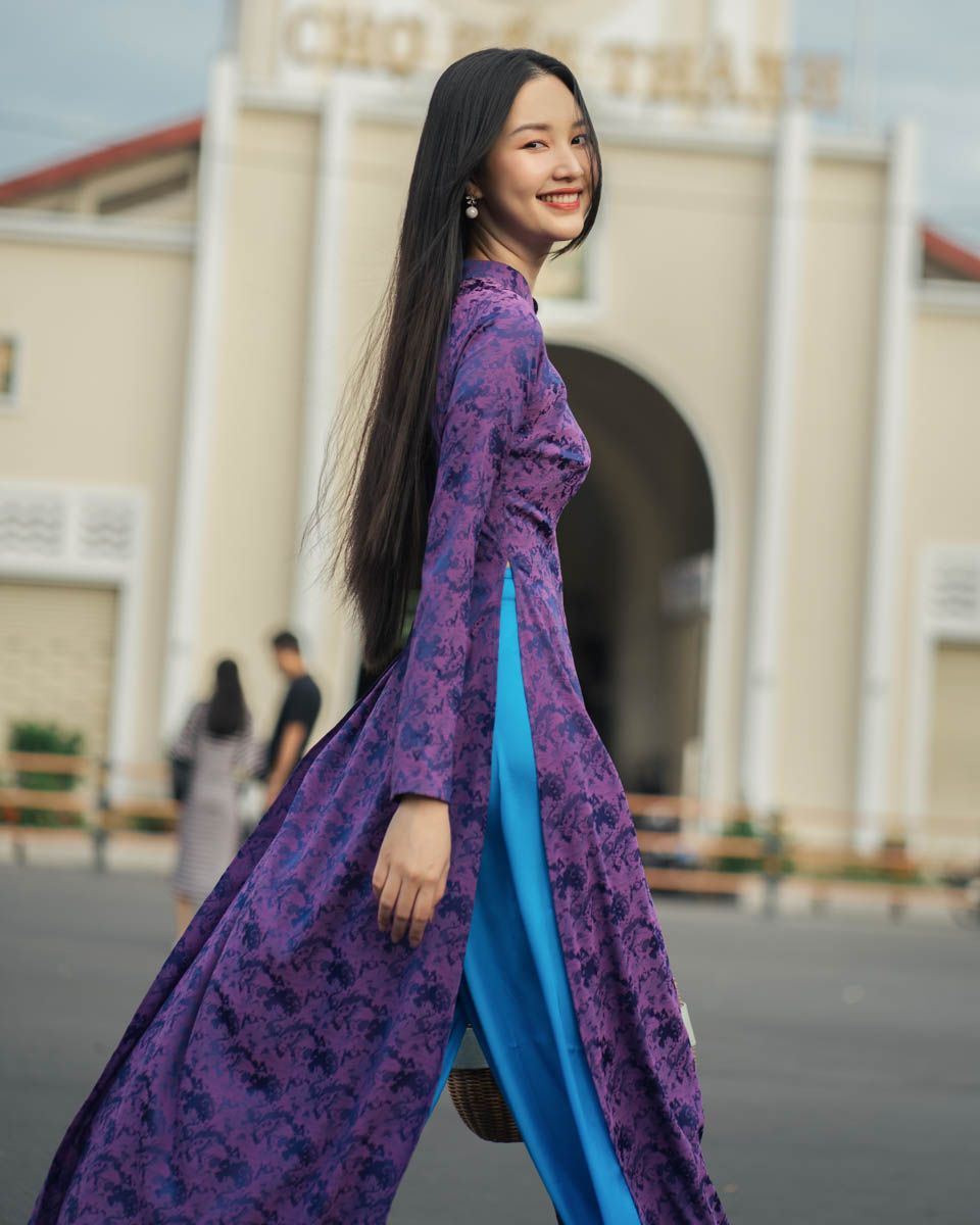 Áo Dài Lụa Tím Pride Việt Nam
