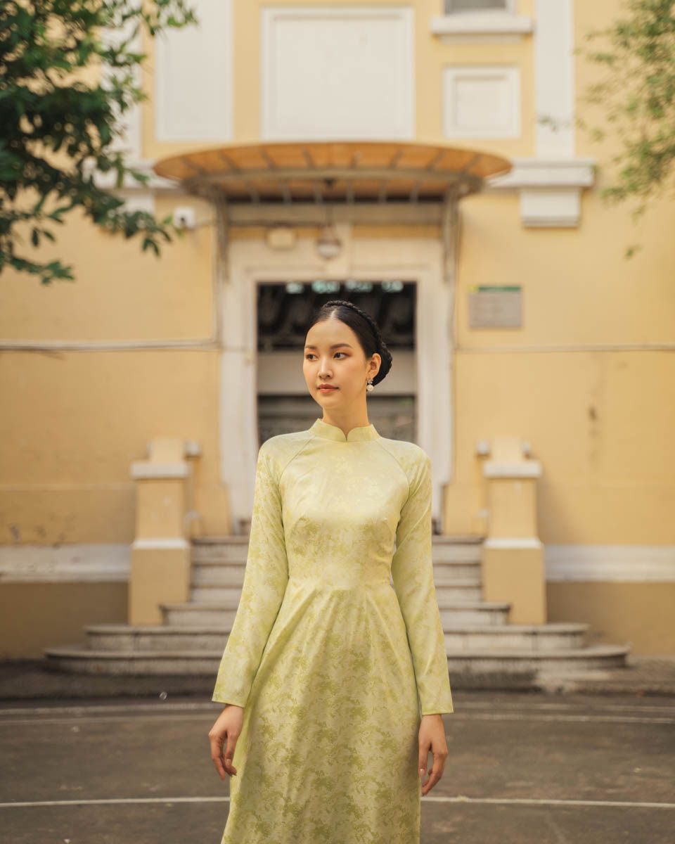 Áo Dài Lụa Vàng Pride Viêt Nam