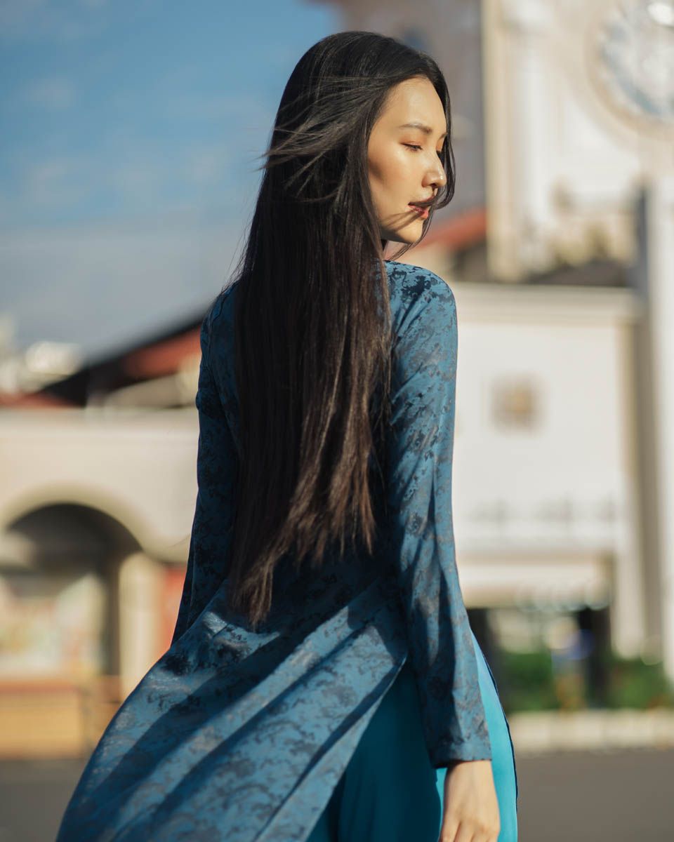 Áo Dài Lụa Xanh Dương Pride Việt Nam