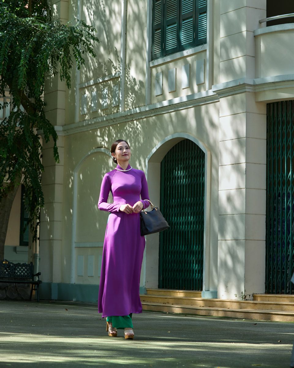 Áo Dài Lụa Tím Pride Việt Nam