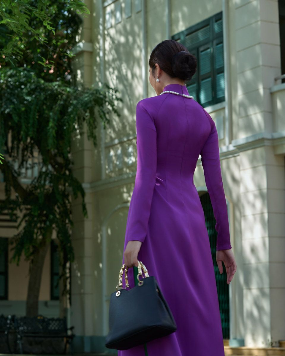 Áo Dài Lụa Tím Pride Việt Nam