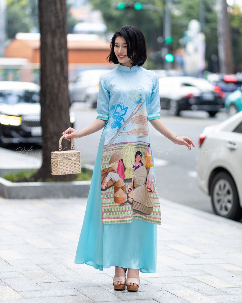 Áo Dài Gấm Nữ Xanh Phố Cổ Chiều Pride Việt Nam