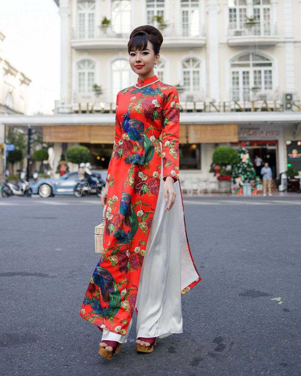 Áo Dài Nữ Gấm Đỏ Cam Pride Việt Nam