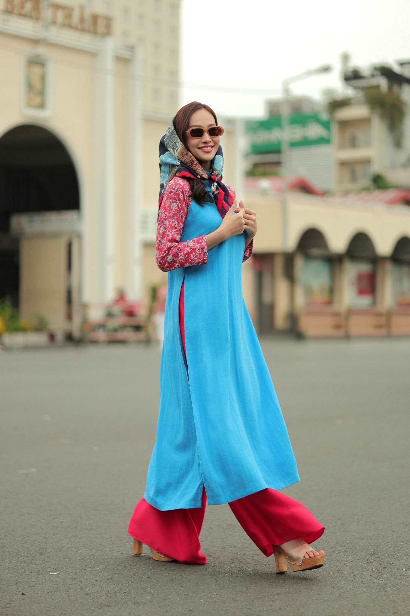 Áo Dài Nữ Linen Xanh Tay Phối Pride Việt Nam