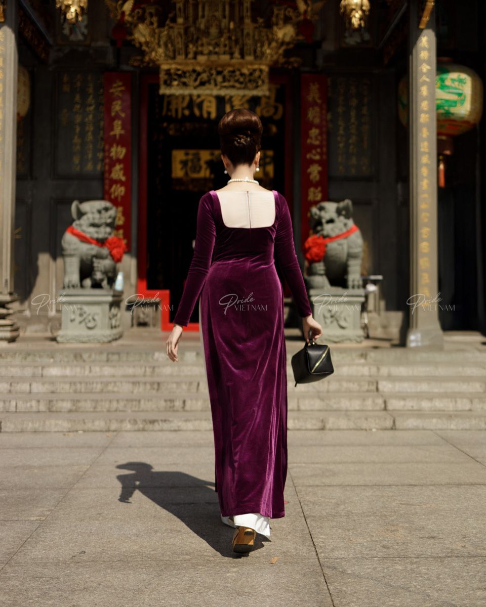 Áo Dài Nhung Hồng Tím Pride Việt Nam