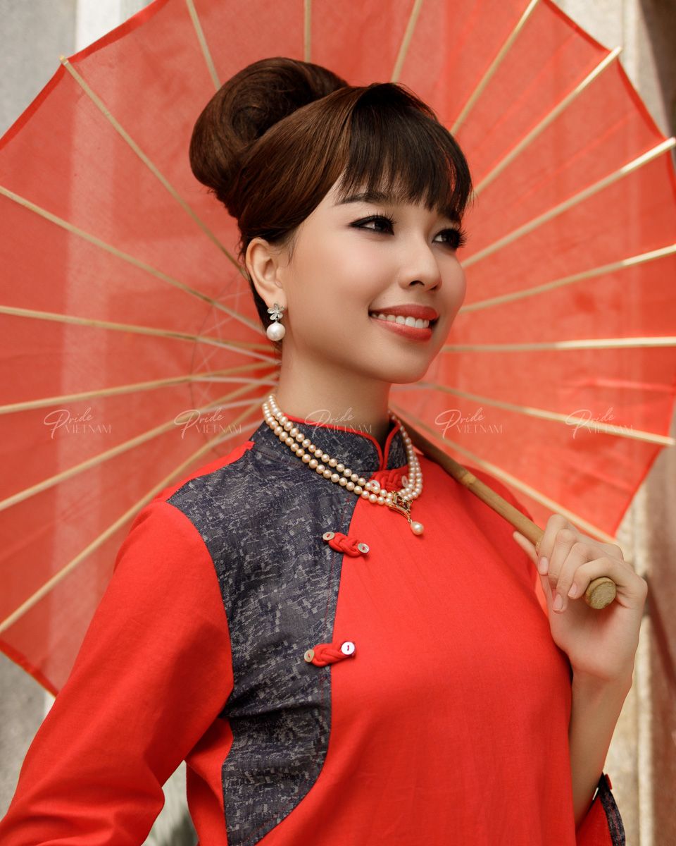 Áo Dài Linen Đỏ Cam Pride Việt Nam