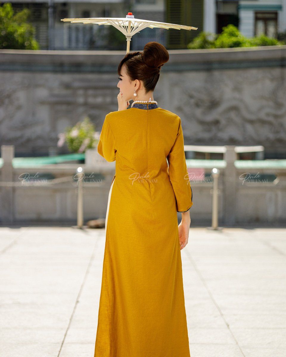 Áo Dài Linen Vàng Nghệ Pride Việt Nam