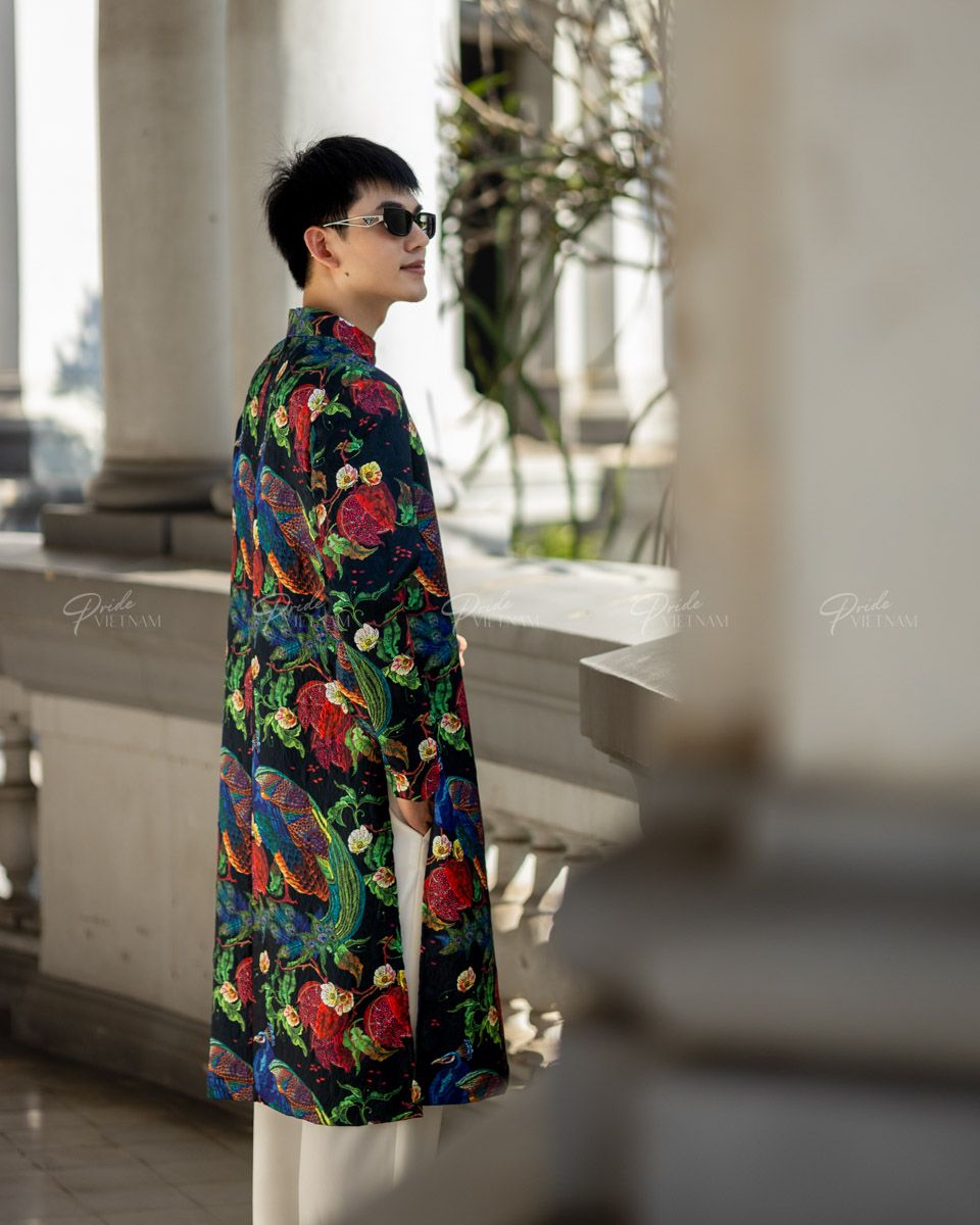 Áo Dài Nam Gấm Đen Công