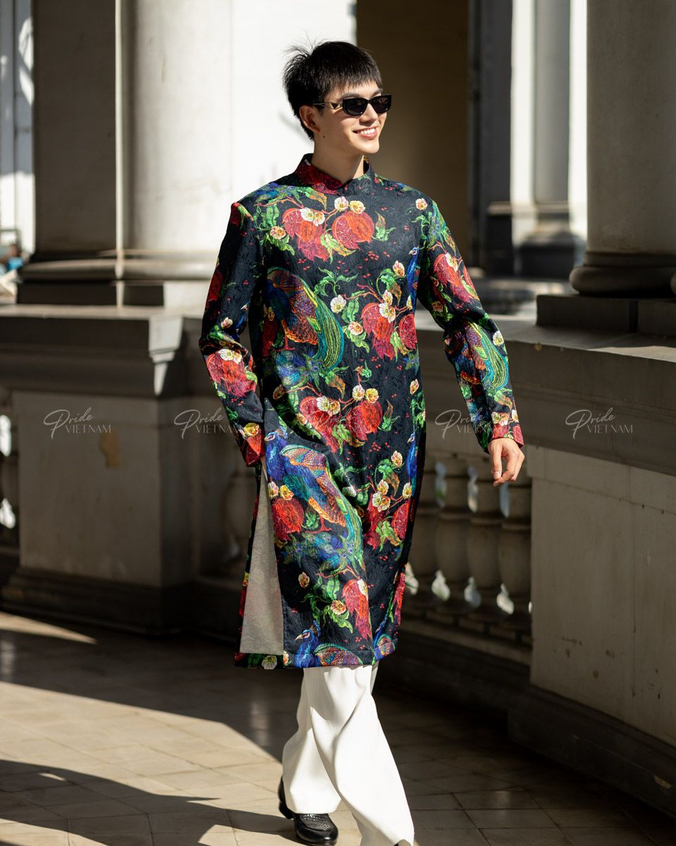 Áo Dài Nam Gấm Đen Công