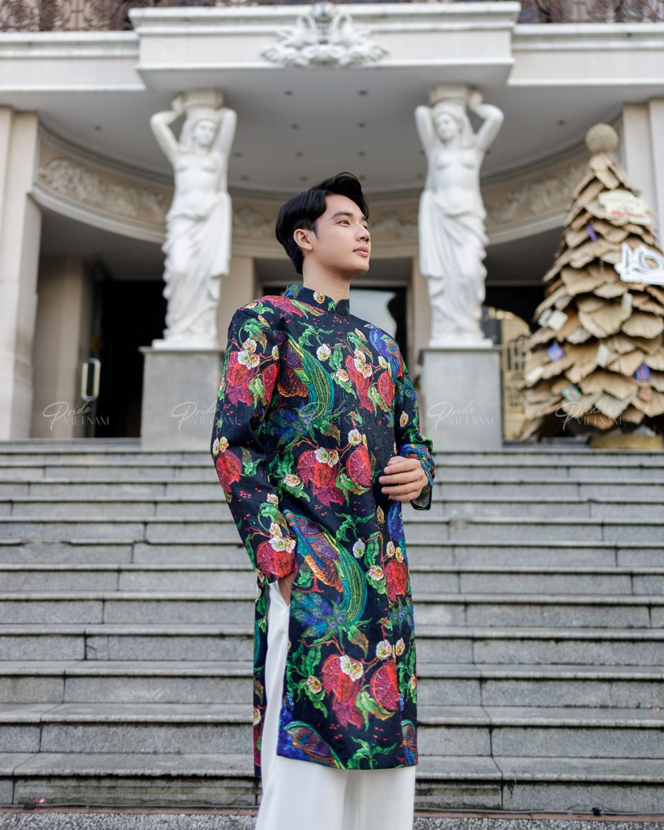 Áo Dài Nam Gấm Đen Công