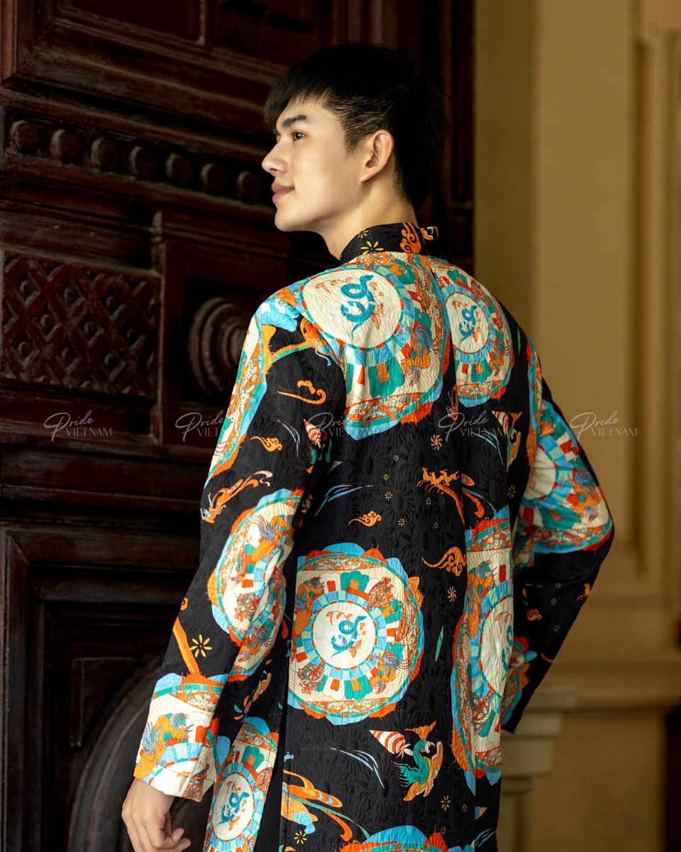Áo Dài Nam Gấm Hoa Văn