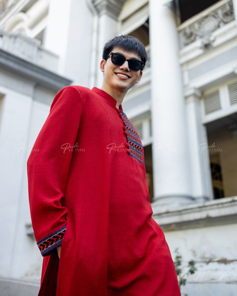 Áo Dài Nam Linen Đỏ Phối Họa Tiết
