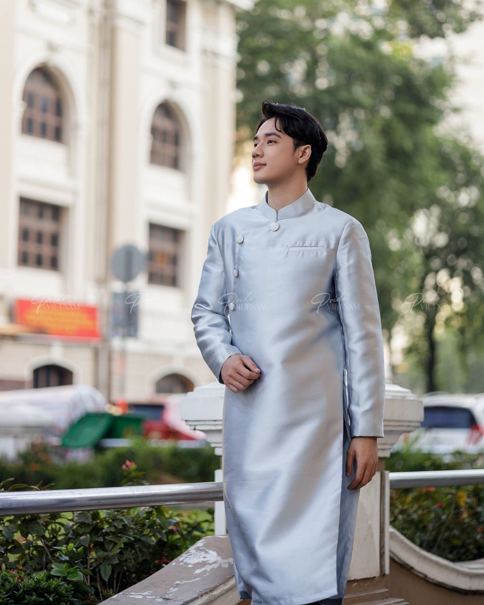 Áo Dài Gấm Nam Xanh Pastel Pride Việt Nam