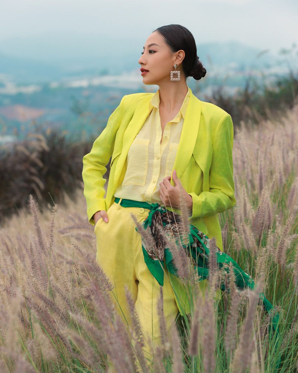 Áo Sơ Mi Nữ Linen Vàng Into The Wood